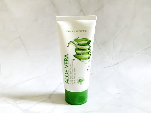 Nature Republic Soothing and Moisture Aloe Vera Foaming Cleanser