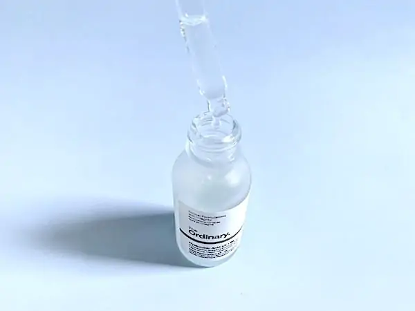 The Ordinary Hyaluronic Acid 2% + B5 sampled with dropper